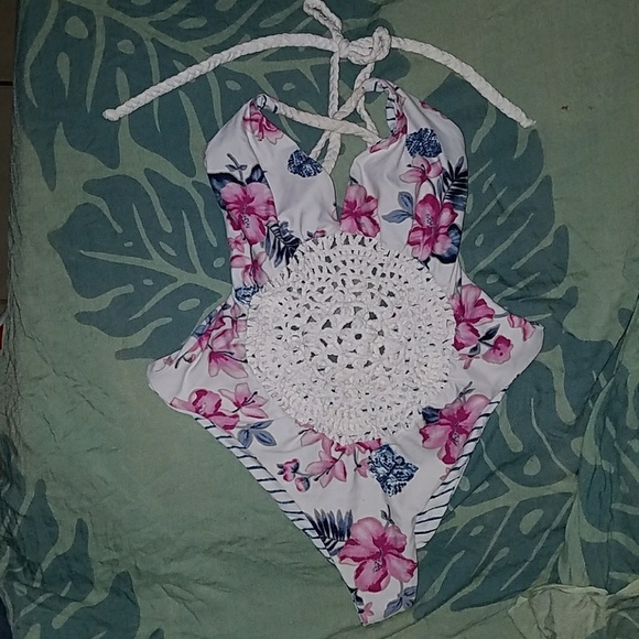Frankie's bikinis reversible poppy onepiece floral - Picture 3 of 8